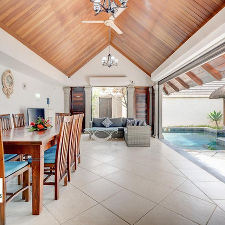 Oasis 1 Villa Tropicale 格兰贝伊 外观 照片